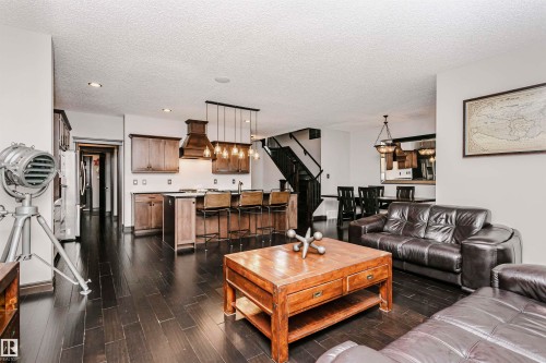 721 178A Street, Edmonton, AB 