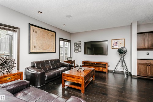 721 178A Street, Edmonton, AB 