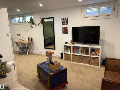 14016 85 Avenue, Edmonton, AB 