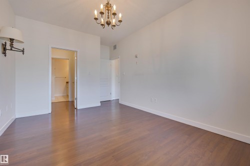 521 10333 112 Street, Edmonton, AB 