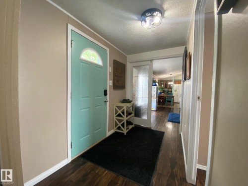 4809 49 Avenue, Wetaskiwin, AB 