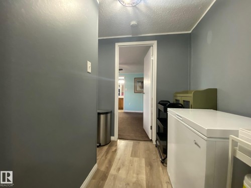 4809 49 Avenue, Wetaskiwin, AB 