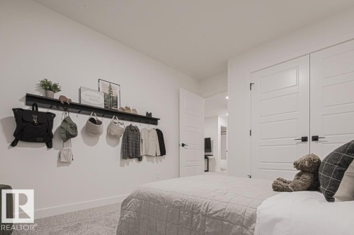 4174 Kinglet Drive, Edmonton, AB 