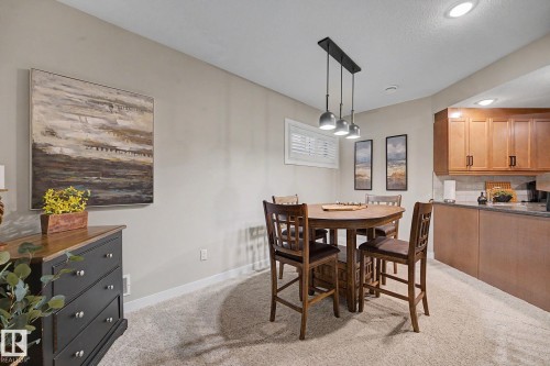 33 841 156 Street, Edmonton, AB 
