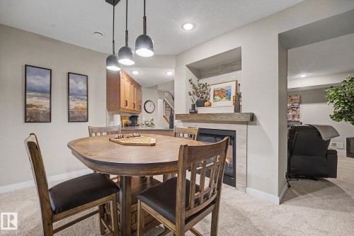 33 841 156 Street, Edmonton, AB 