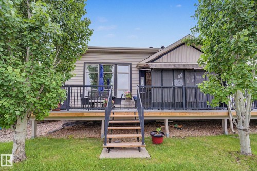 33 841 156 Street, Edmonton, AB 