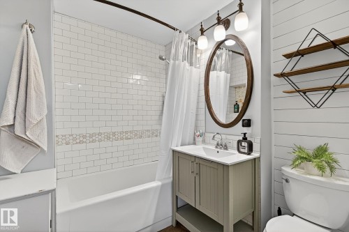 Renovated ensuite 4 piece bathroom - 9 Millgrove Drive, Spruce Grove, AB 