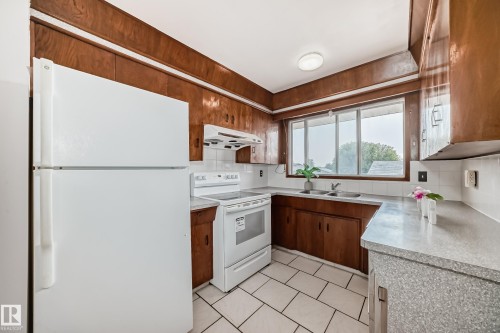 8311 150 Avenue, Edmonton, AB 