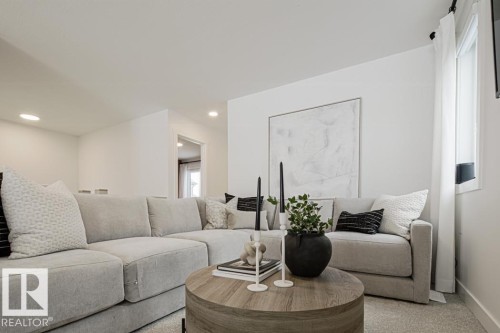 17627 7 Street, Edmonton, AB 