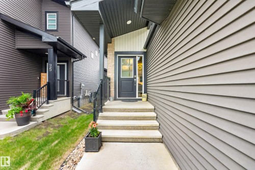 23 Red Fox Way, St. Albert, AB 