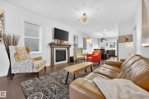 23 Red Fox Way, St. Albert, AB 