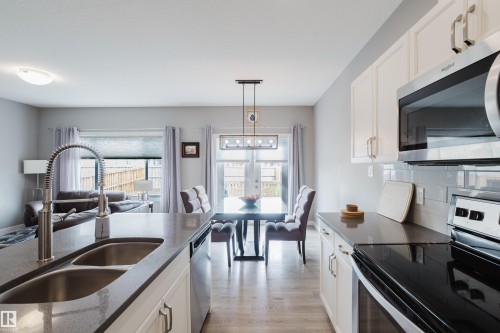 22106 89 Avenue, Edmonton, AB 