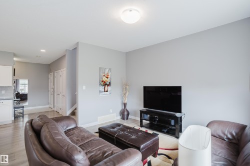 22106 89 Avenue, Edmonton, AB 