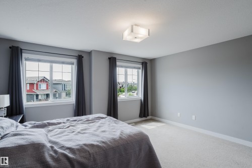 22106 89 Avenue, Edmonton, AB 