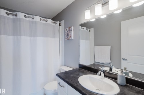 22106 89 Avenue, Edmonton, AB 