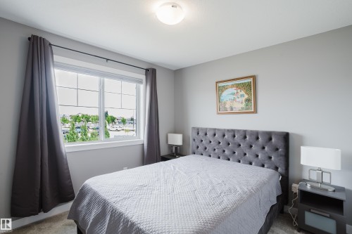 22106 89 Avenue, Edmonton, AB 