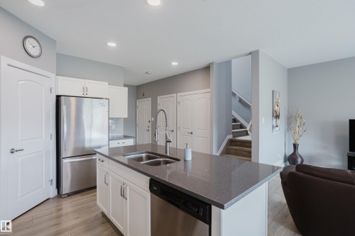 22106 89 Avenue, Edmonton, AB 