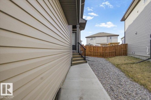 9046 Cooper Link, Edmonton, AB 