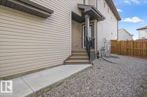 9046 Cooper Link, Edmonton, AB 