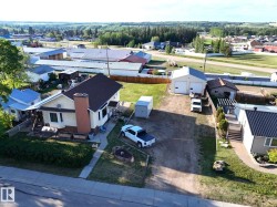 4722 48 Avenue  Evansburg, AB T0E 0T0