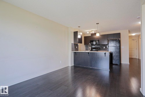 411 3353 16A Avenue, Edmonton, AB 