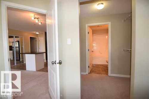 2122 320 Clareview Station Drive, Edmonton, AB 