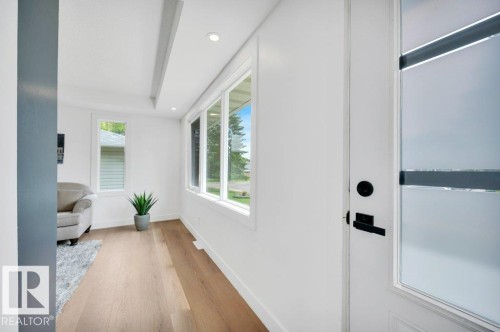 8712 89 Avenue, Edmonton, AB 