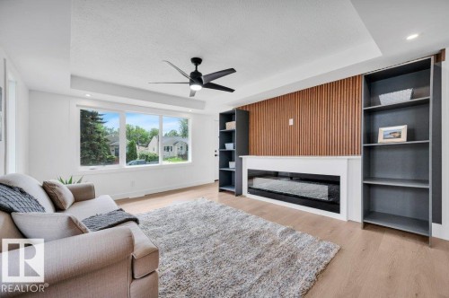 8712 89 Avenue, Edmonton, AB 