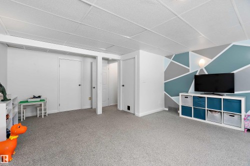 49 Deerbourne Drive, St. Albert, AB - Indoor Photo Showing Other Room
