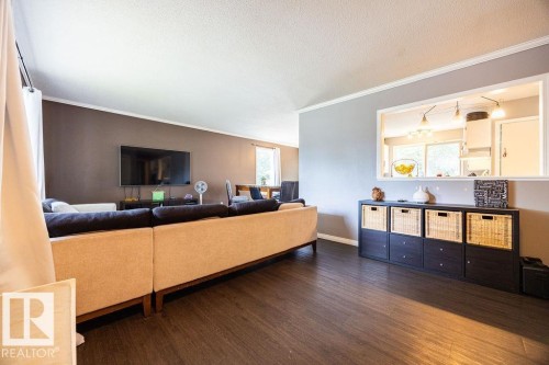1033 Strathcona Dr, Sherwood Park, AB 