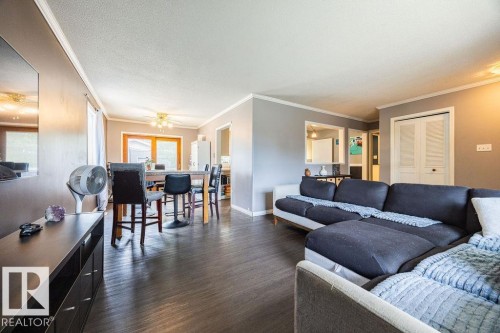 1033 Strathcona Dr, Sherwood Park, AB 
