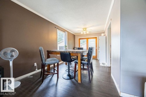 1033 Strathcona Dr, Sherwood Park, AB 