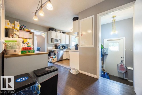 1033 Strathcona Dr, Sherwood Park, AB 