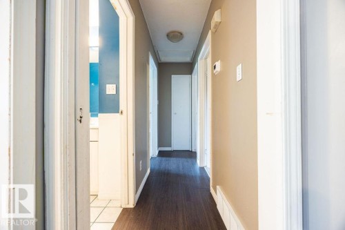 1033 Strathcona Dr, Sherwood Park, AB 