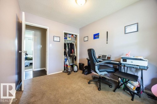 1033 Strathcona Dr, Sherwood Park, AB 