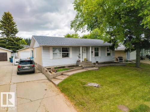 1033 Strathcona Dr, Sherwood Park, AB 