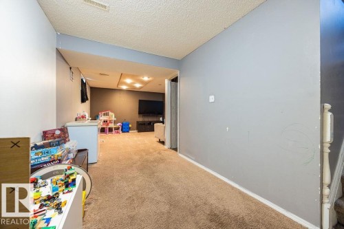 1033 Strathcona Dr, Sherwood Park, AB 
