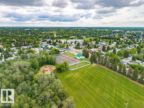 1033 Strathcona Dr, Sherwood Park, AB 