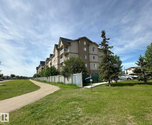 116 5005 165 Avenue  Edmonton, AB T5Y 0L8