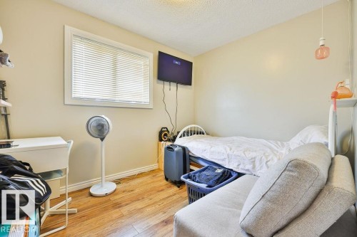 1309 56 St, Edmonton, AB 