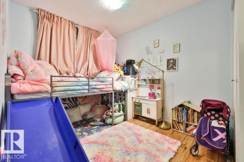 1309 56 St, Edmonton, AB 