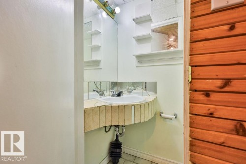 1309 56 St, Edmonton, AB 