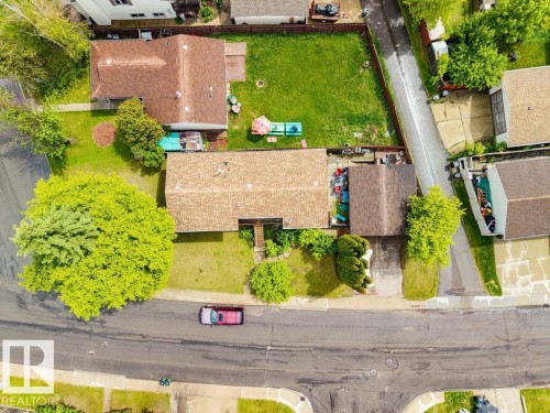 1309 56 St, Edmonton, AB 