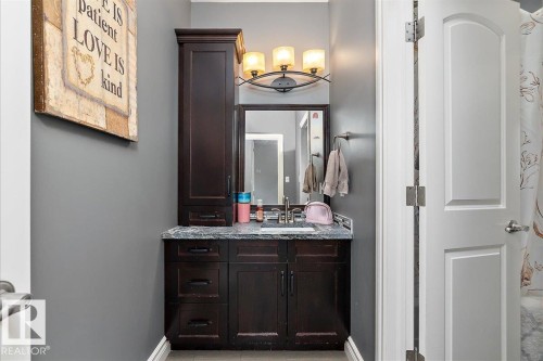 18407 Twp Rd 500, Rural Beaver County, AB - Indoor Photo Showing Bathroom