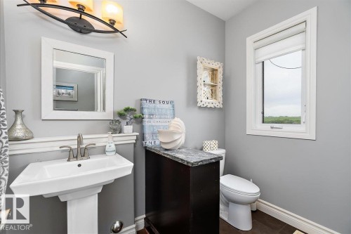 18407 Twp Rd 500, Rural Beaver County, AB - Indoor Photo Showing Bathroom