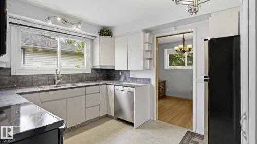 Kitchen - 13008 105 Street Nw, Edmonton, AB 