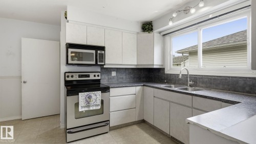 Kitchen - 13008 105 Street Nw, Edmonton, AB 