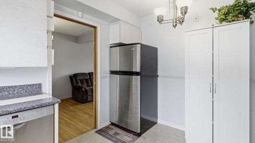 Kitchen - 13008 105 Street Nw, Edmonton, AB 