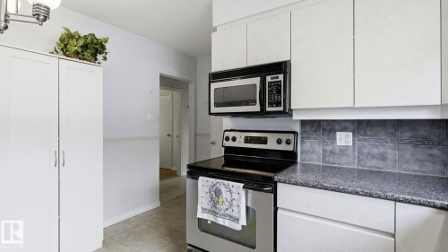Kitchen - 13008 105 Street Nw, Edmonton, AB 