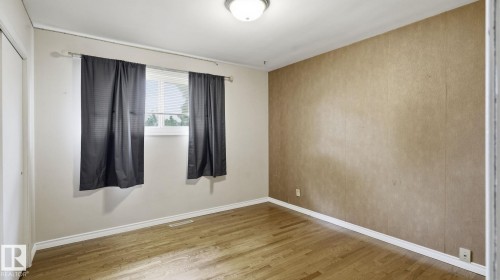 Empty room - 13008 105 Street Nw, Edmonton, AB 